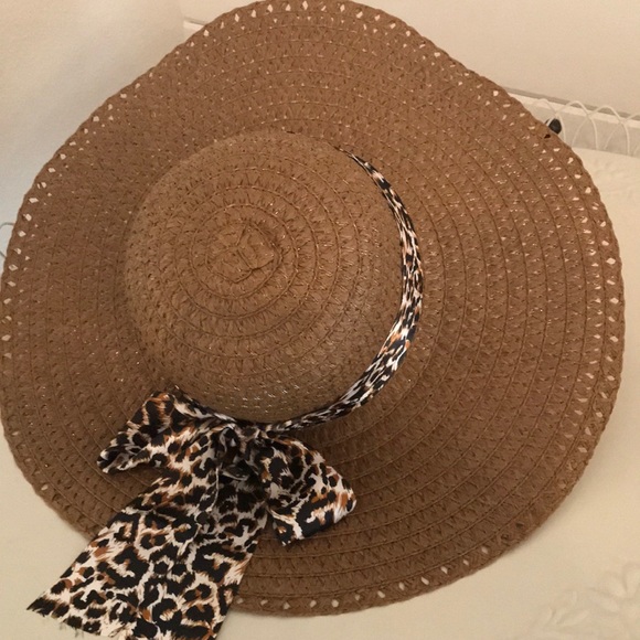 Floppy Sun Hat NWOT - Picture 7 of 14
